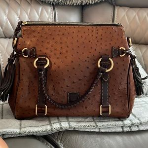 Dooney purse, very good condition